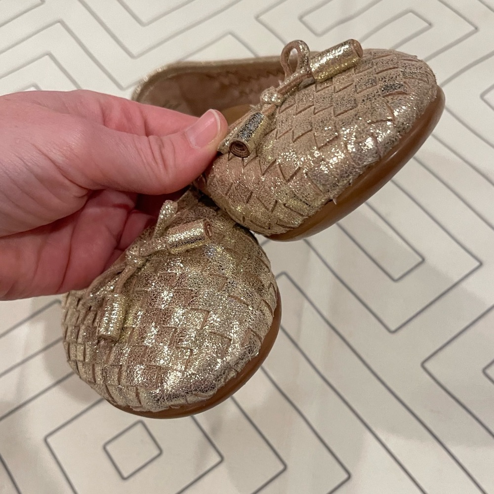 Carvela Gold Woven Leather Flats - Picture 6 of 12